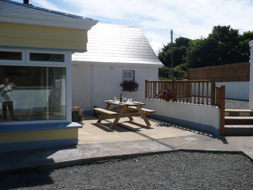 Beezies Self Catering Cottages Grange  Esterno foto