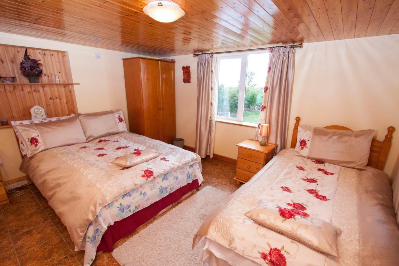 Beezies Self Catering Cottages Grange  Esterno foto